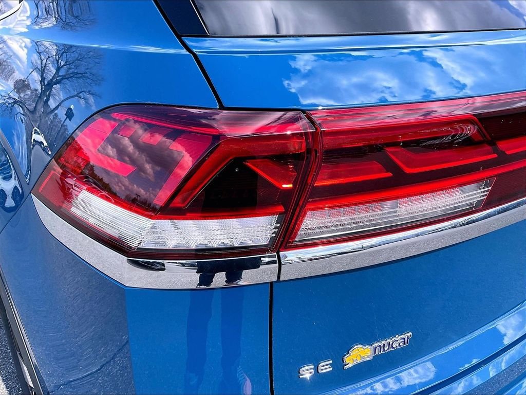 Used 2025 Volkswagen Atlas Cross Sport SE AWD/4WD image 31