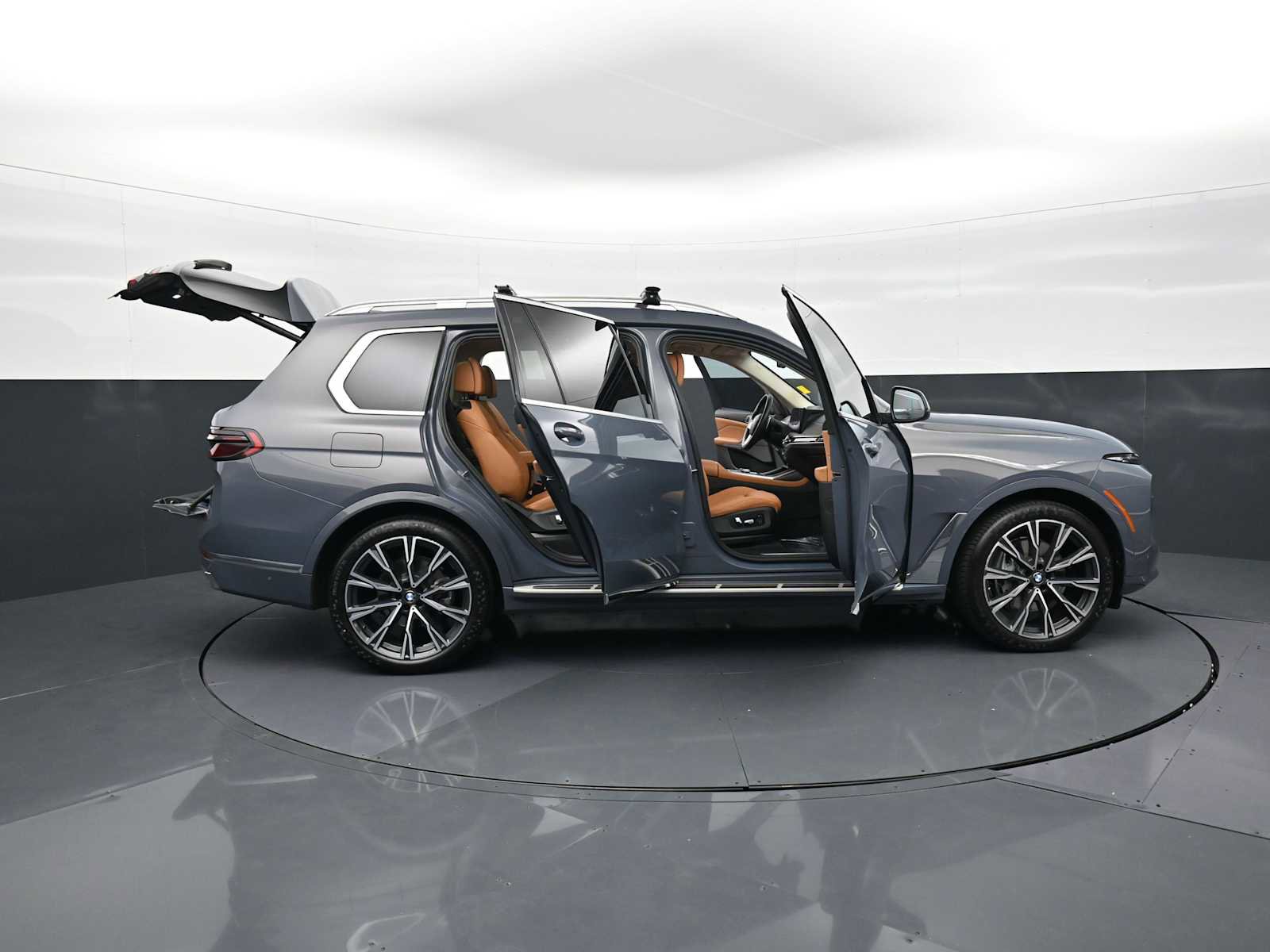 Certified 2023 BMW X7 xDrive40i w/ Executive Package AWD/4WD image 36