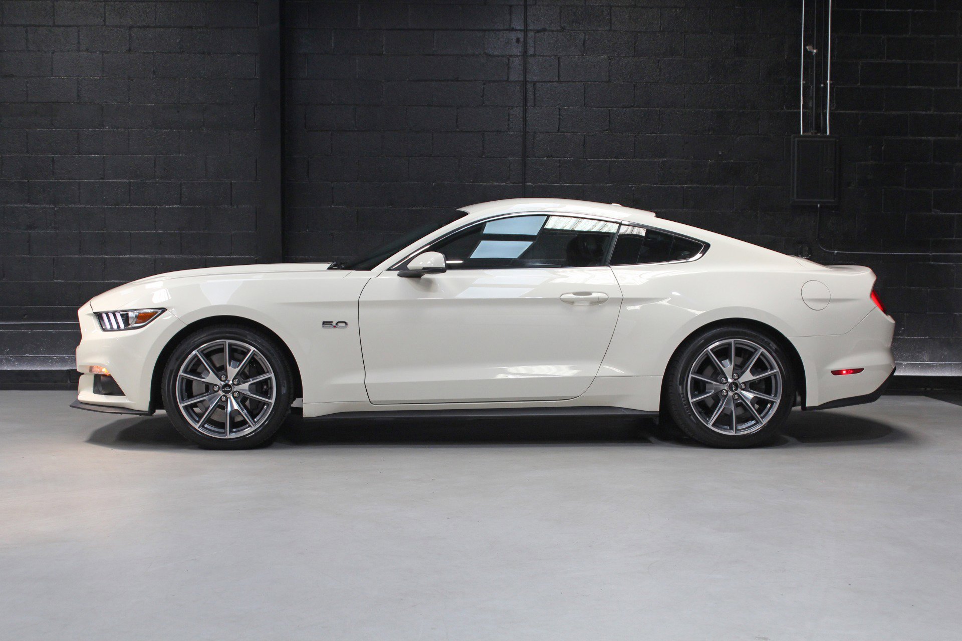 Used 2015 Ford Mustang 50 Years RWD image 3
