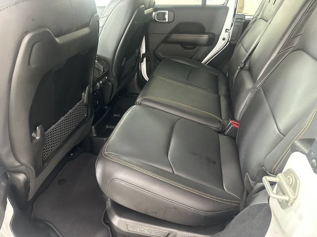 Used 2024 Jeep Wrangler Unlimited Sahara AWD/4WD image 21