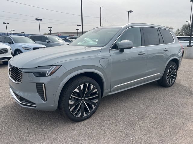 New 2026 Volvo XC90 T8 Plus w/ Protection Package Premier AWD/4WD image 8