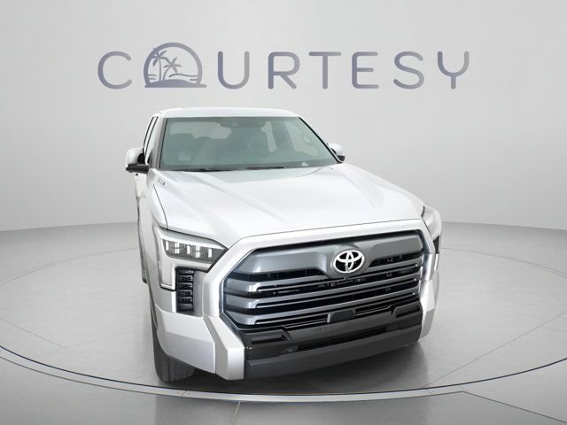 Used 2025 Toyota Tundra Limited AWD/4WD image 22
