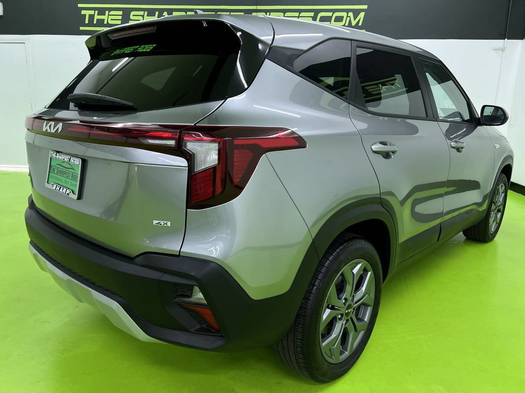 Used 2026 Kia Seltos LX AWD/4WD image 10