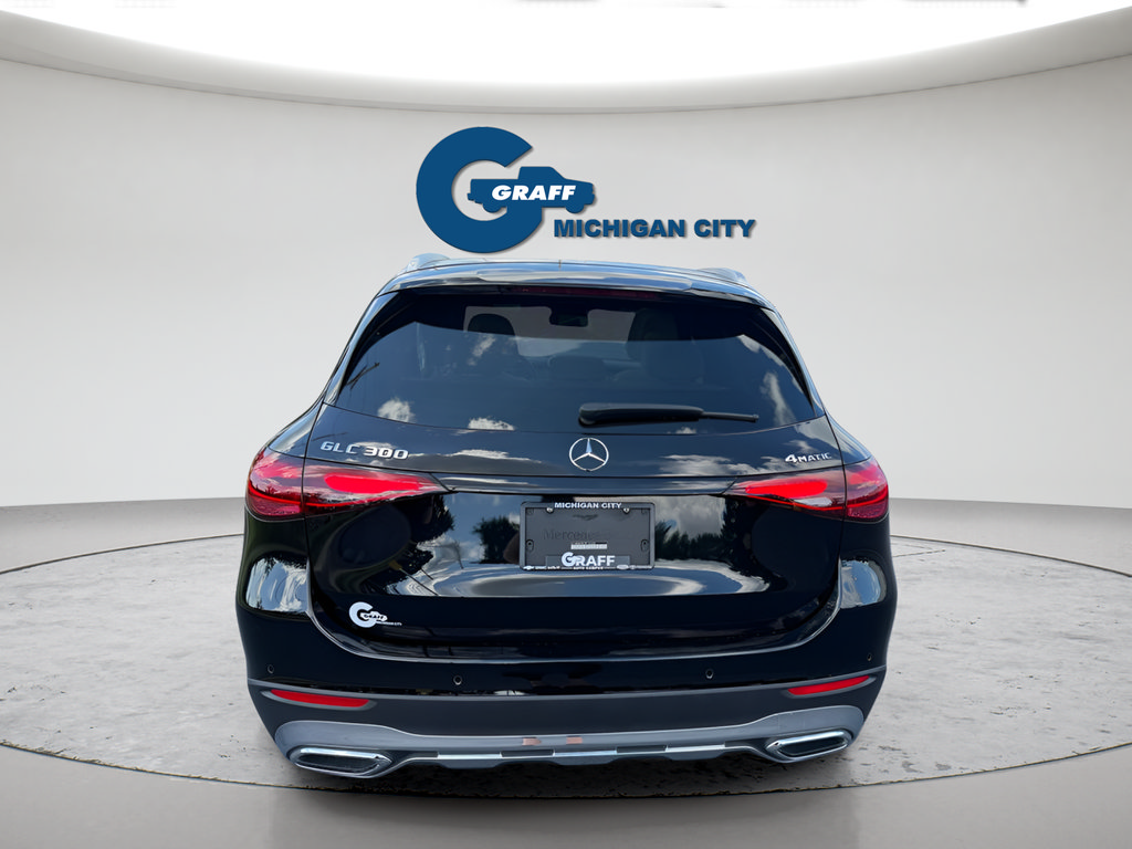 Used 2024 Mercedes-Benz GLC 300 4MATIC image 6