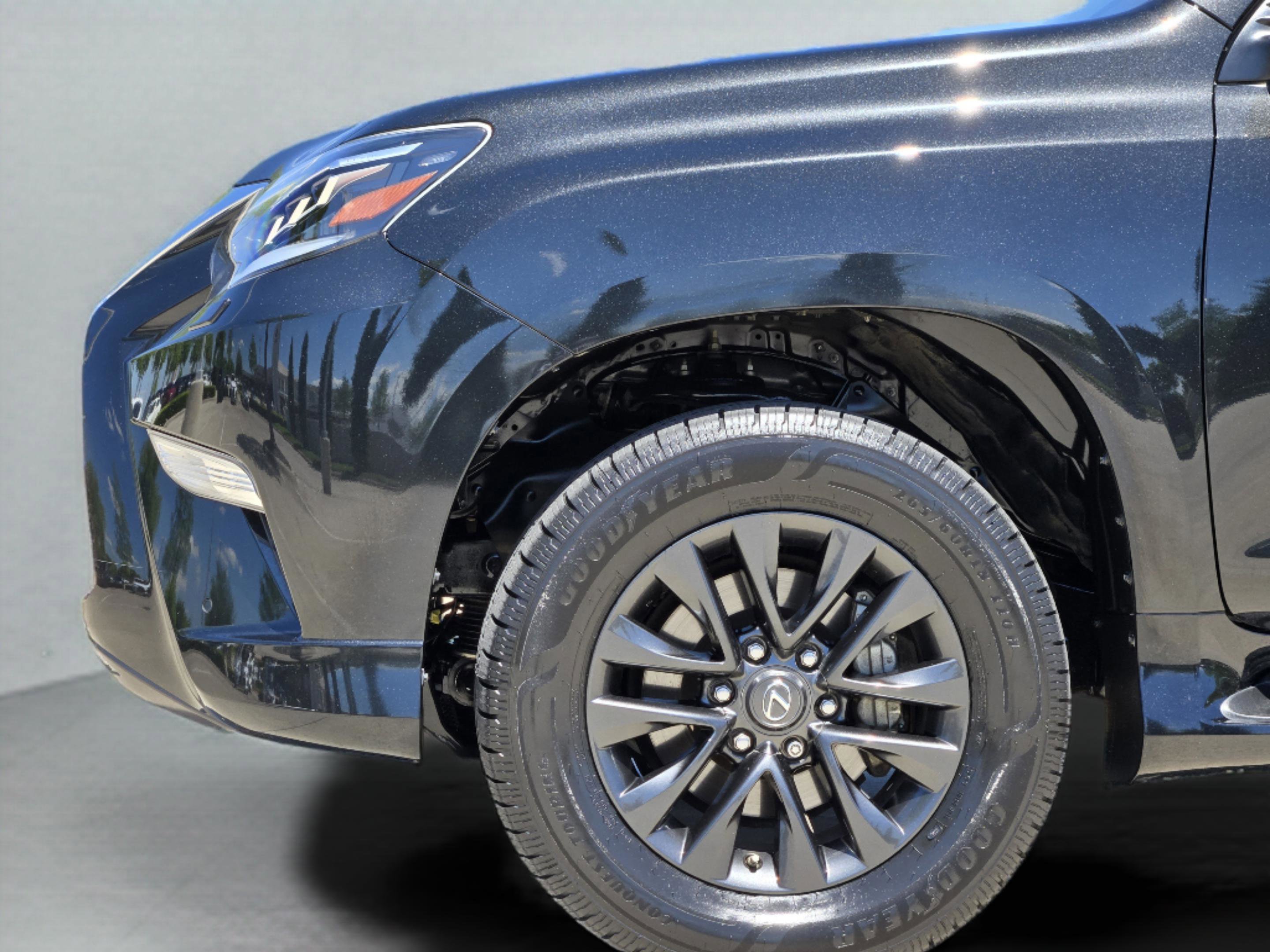 Used 2023 Lexus GX 460 Premium w/ Premium Plus Package image 38