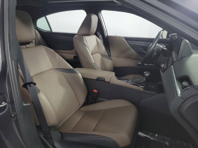 Used 2025 Lexus ES 350 w/ Premium Package FWD image 16