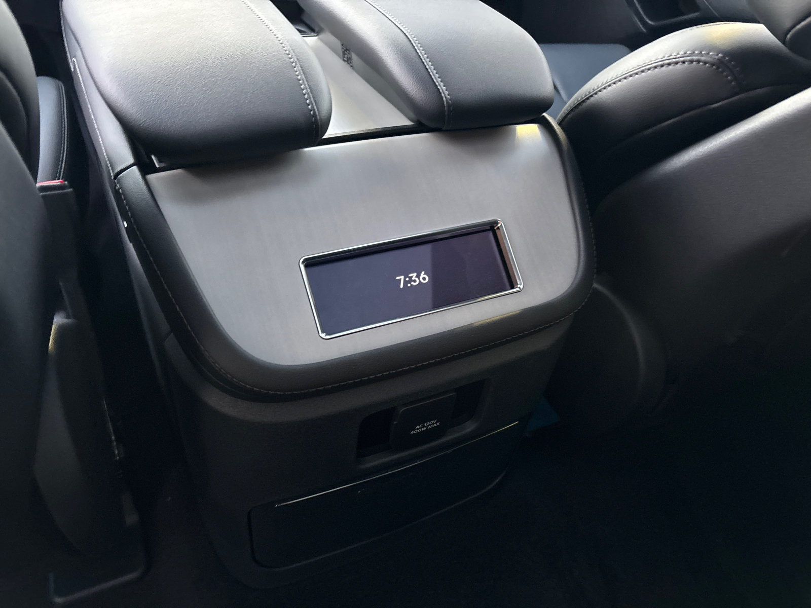 New 2027 Lincoln Navigator Reserve w/ Jet Appearance Package AWD/4WD image 31