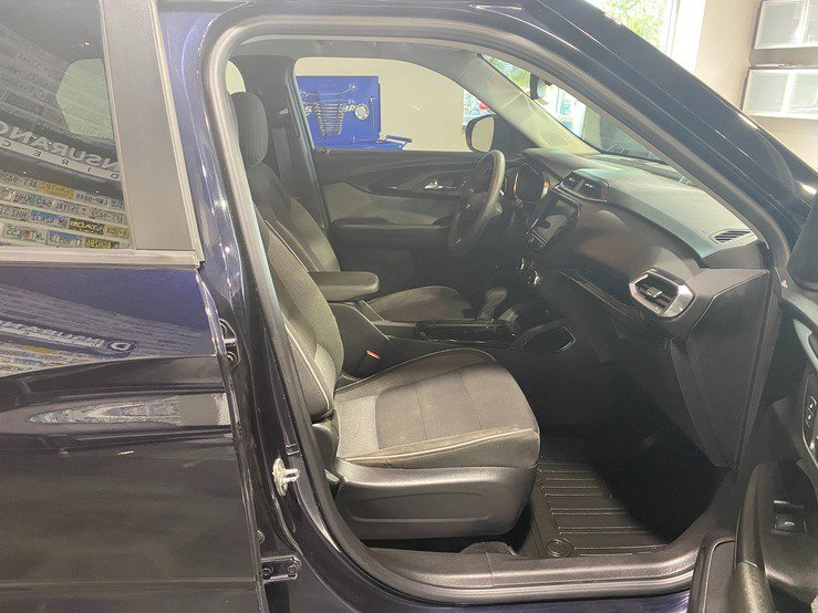 Used 2021 Chevrolet TrailBlazer LT w/ Sun and Liftgate Package image 18