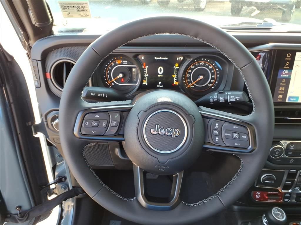 New 2025 Jeep Wrangler Unlimited Rubicon image 12