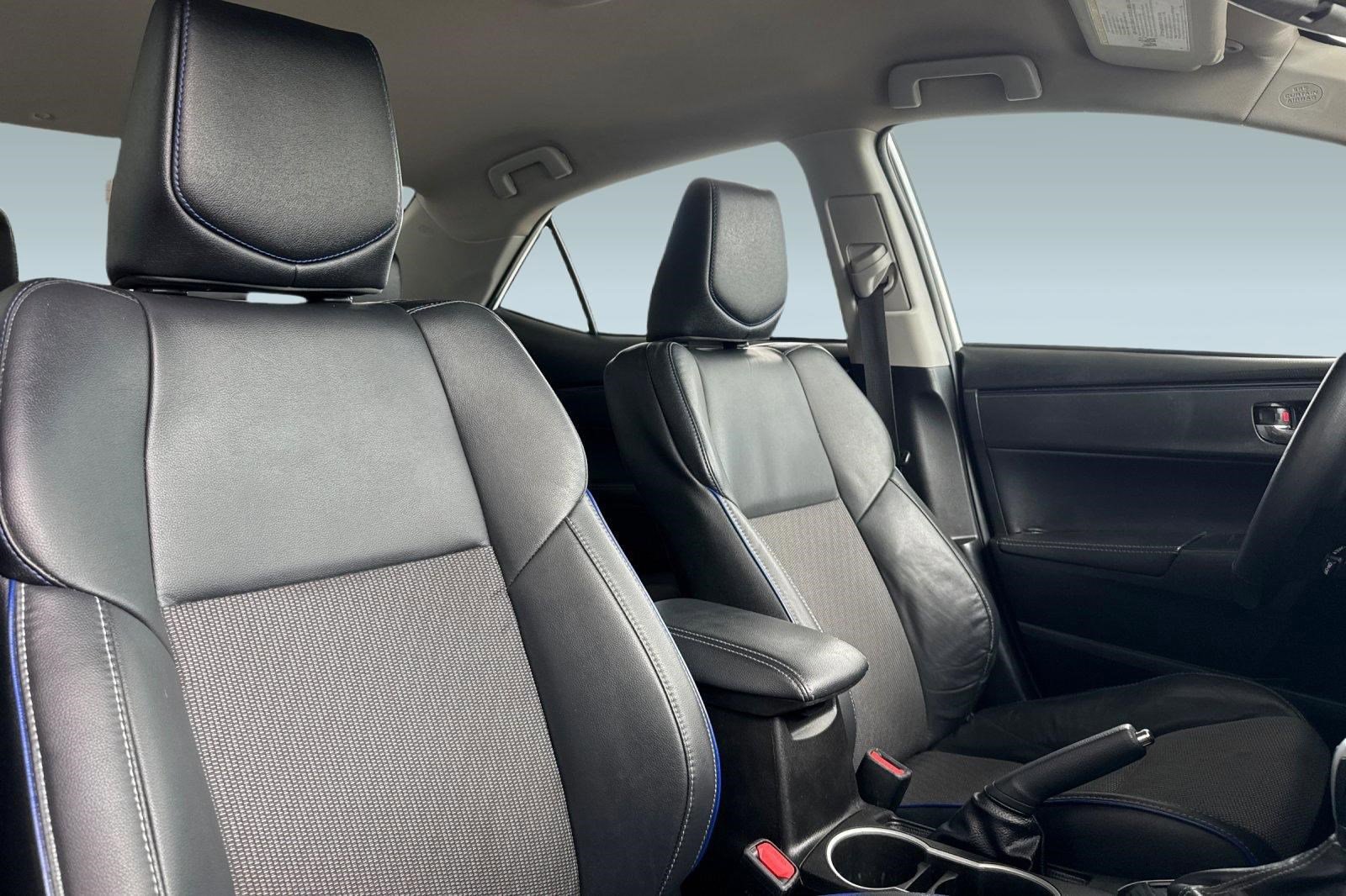 Used 2019 Toyota Corolla SE w/ Carpet Mat Package (TMS) FWD image 29