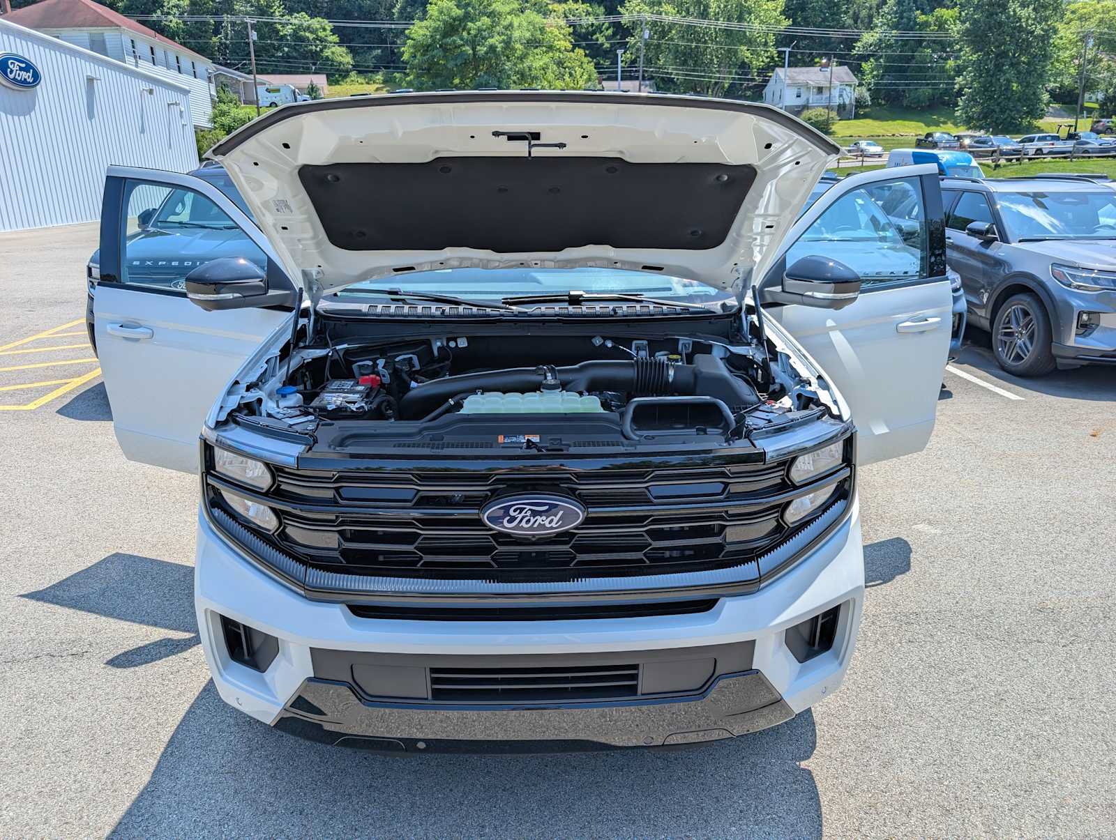 New 2027 Ford Expedition Max Platinum w/ Stealth Appearance Package AWD/4WD image 10