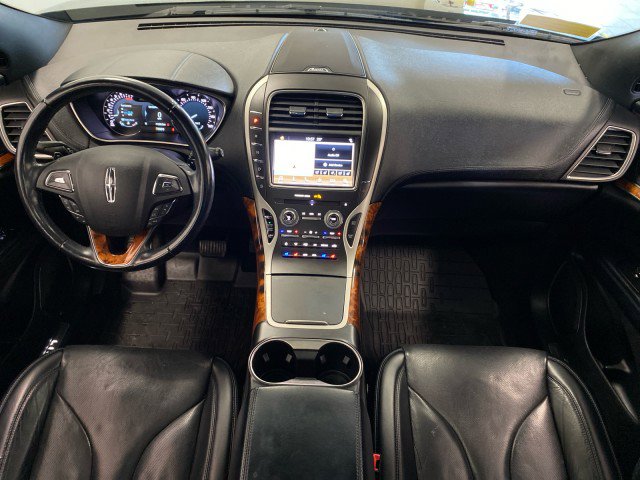 Used 2018 Lincoln MKX Reserve w/ Lincoln MKX Climate Package image 12