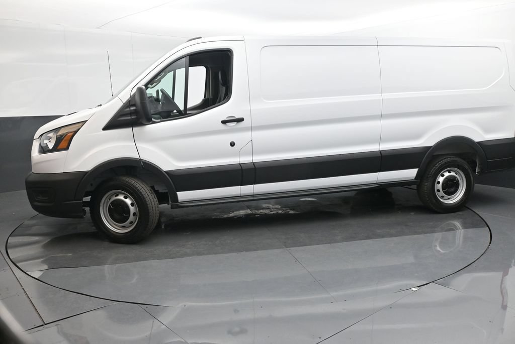 New 2026 Ford Transit 250 Low Roof RWD image 20