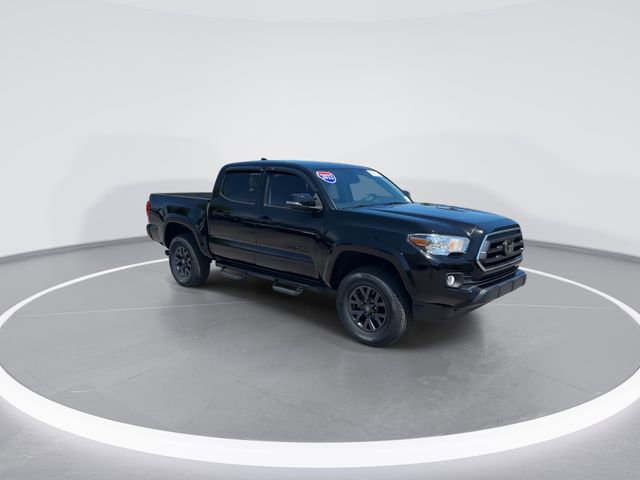 Used 2023 Toyota Tacoma SR5 w/ Technology Package AWD/4WD image 1