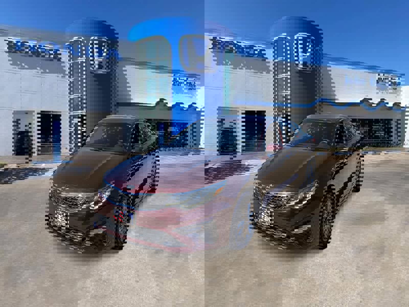 Used 2020 Kia Optima LX image 1