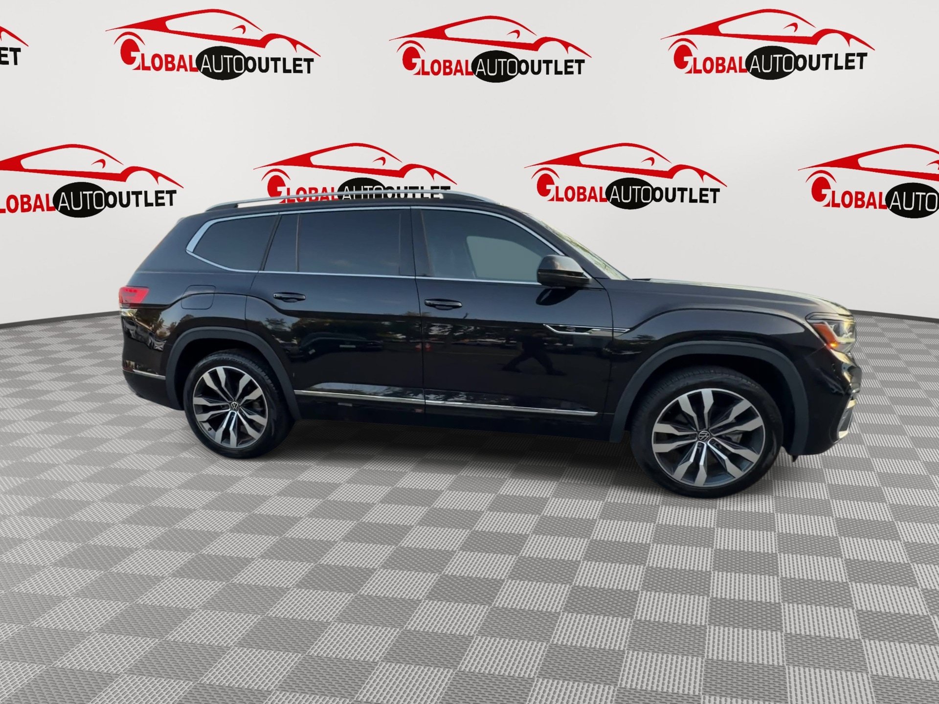 Used 2023 Volkswagen Atlas SEL Premium AWD/4WD image 9