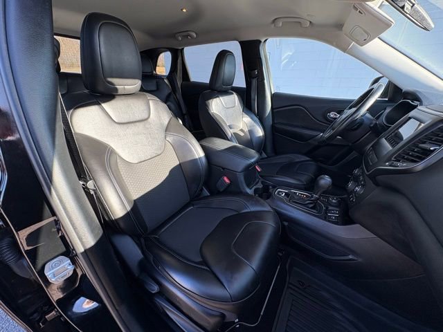 Used 2020 Jeep Cherokee Latitude Plus w/ Cold Weather Group image 27