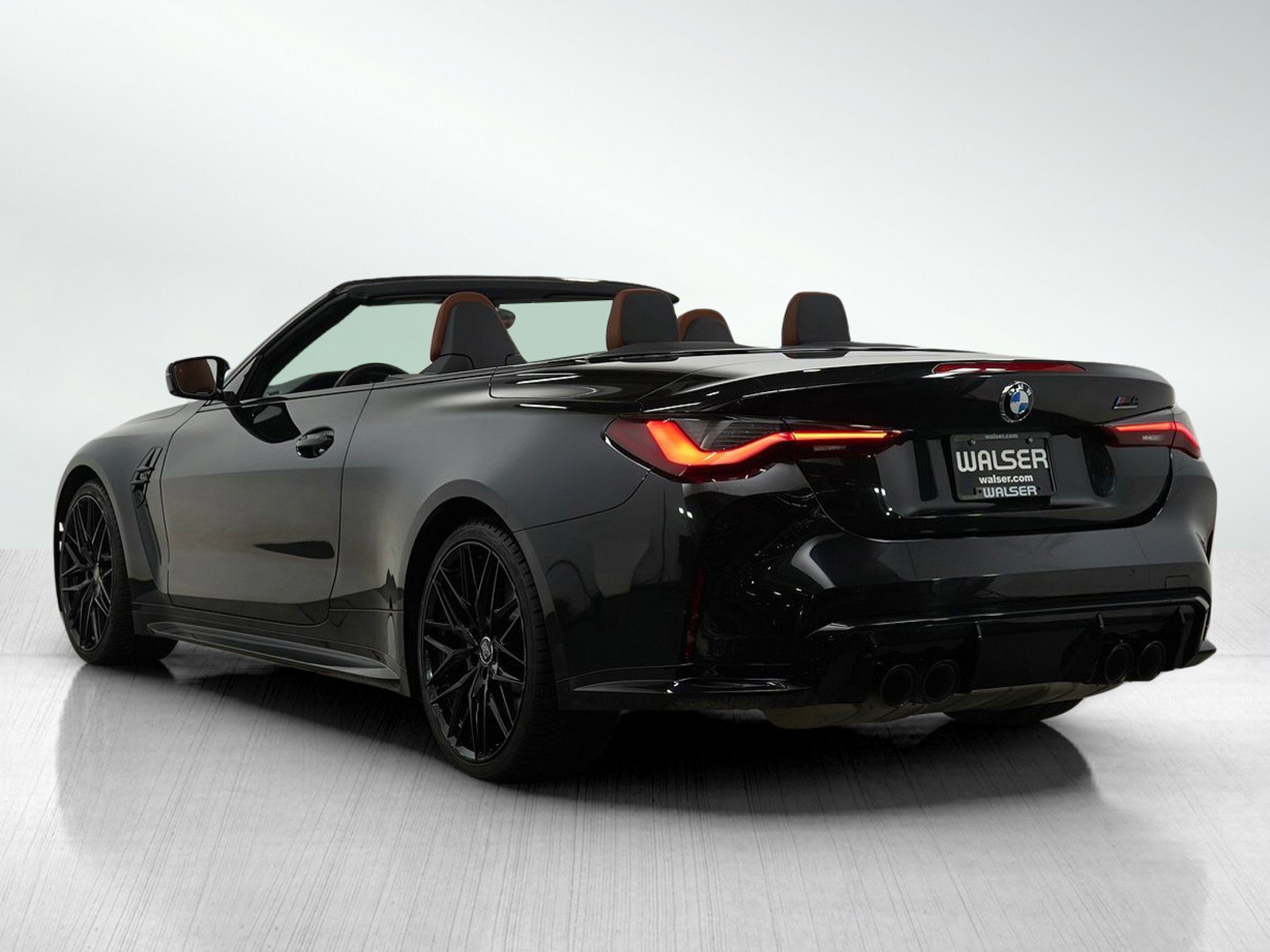 Used 2022 BMW M4 xDrive Competition w/ Executive Package image 3