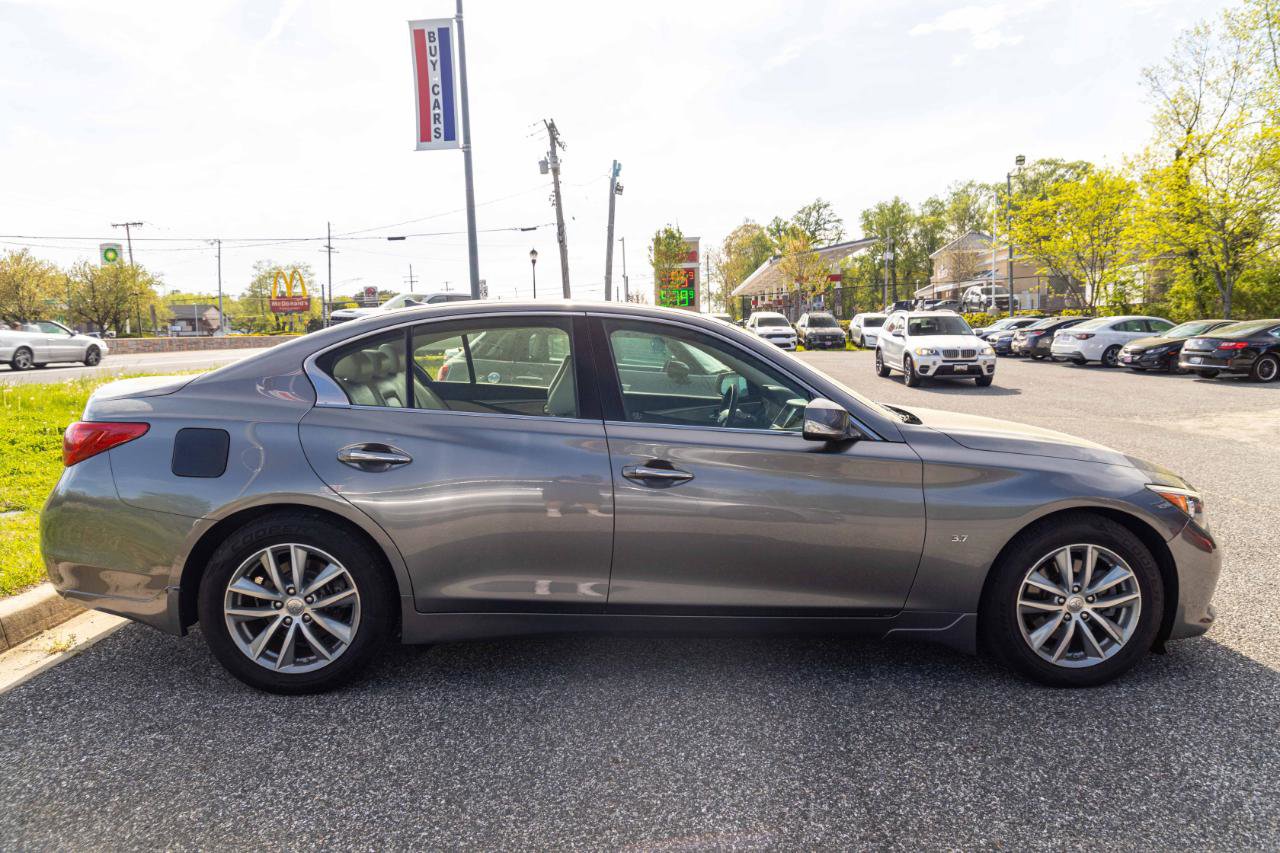 Used 2015 INFINITI Q50 Premium w/ Navigation Package AWD/4WD image 7