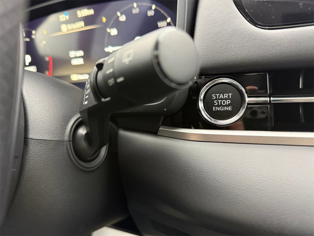 New 2026 Mitsubishi Outlander SEL image 31