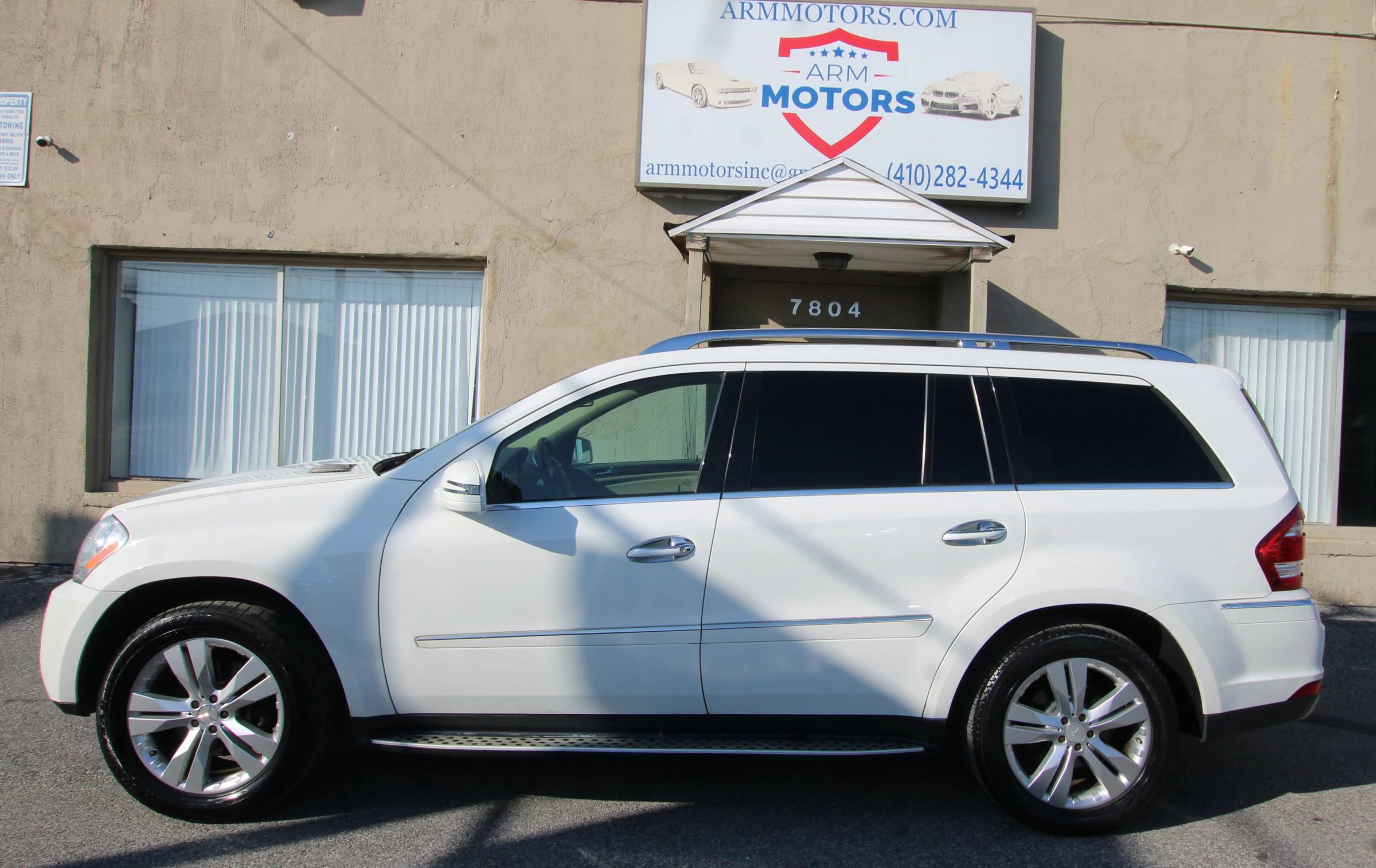 Used 2011 Mercedes-Benz GL 450 4MATIC image 5