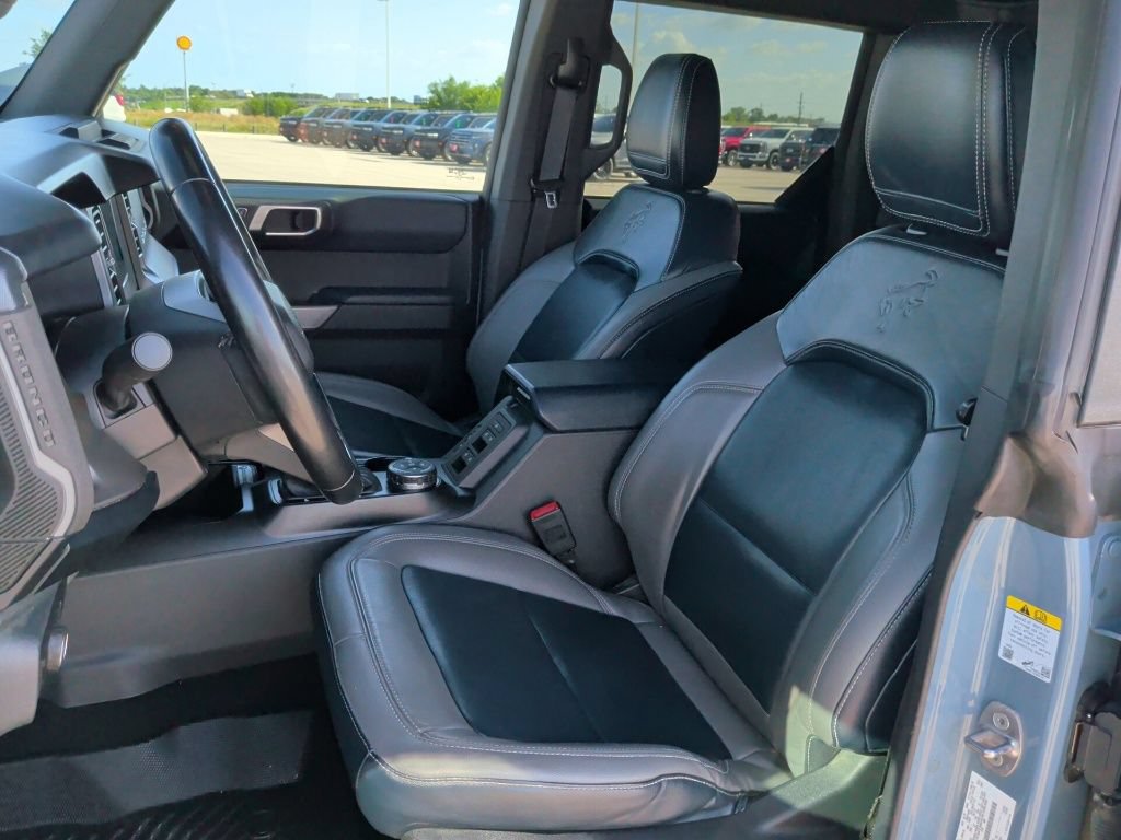 Used 2022 Ford Bronco Outer Banks AWD/4WD image 12