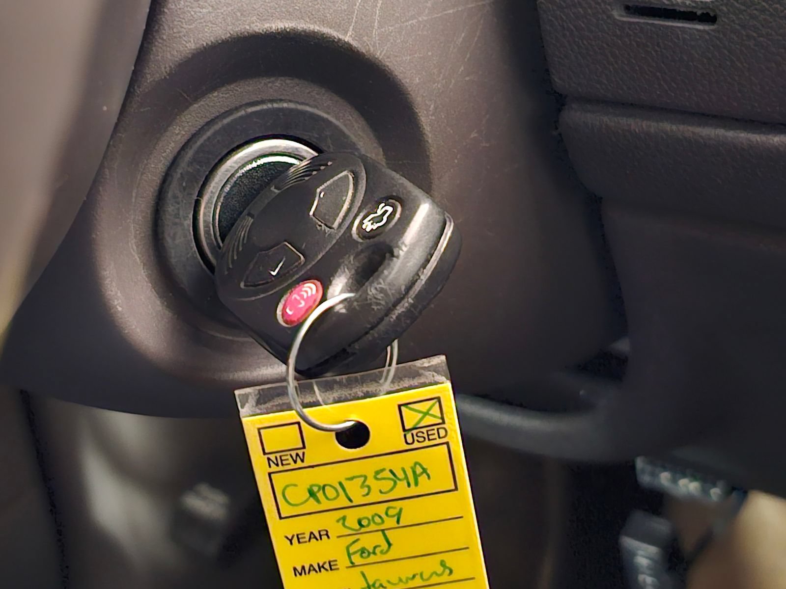 Used 2009 Ford Taurus Limited FWD image 14