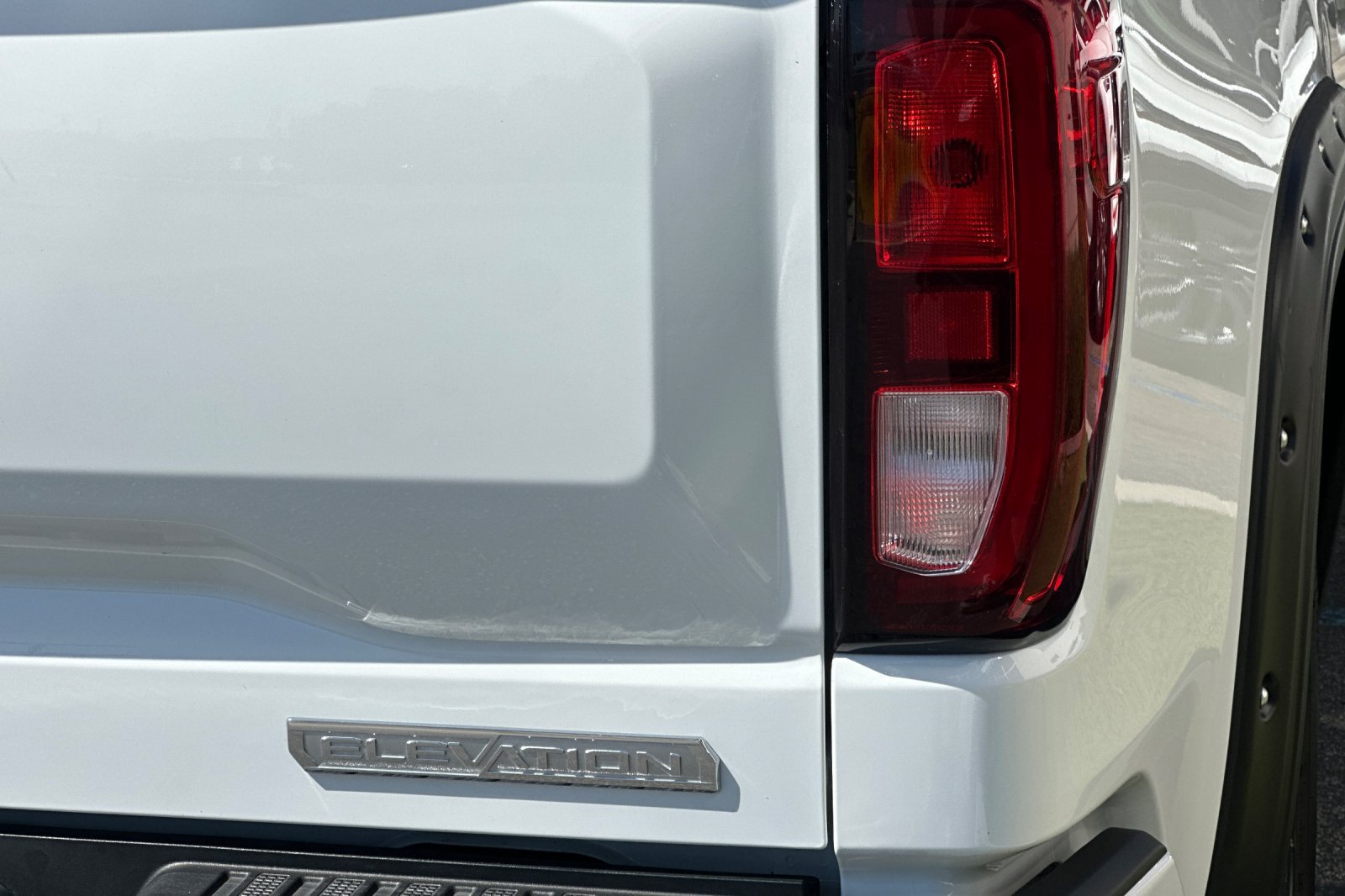 Used 2023 GMC Sierra 1500 Elevation AWD/4WD image 37
