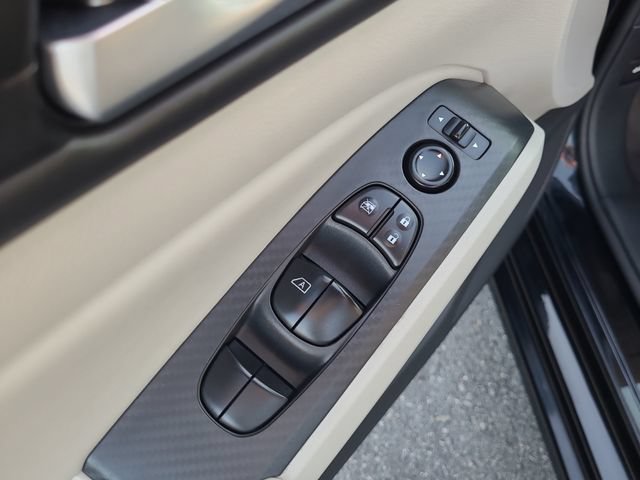 Used 2025 Nissan Altima 2.5 SV FWD image 22