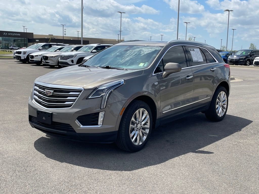 Used 2019 Cadillac XT5 Luxury image 3