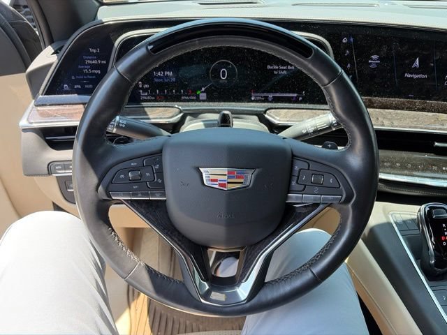 Used 2023 Cadillac Escalade Premium Luxury w/ Performance Package AWD/4WD image 10