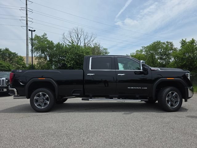 New 2026 GMC Sierra 3500 SLT w/ SLT Premium Package AWD/4WD image 17
