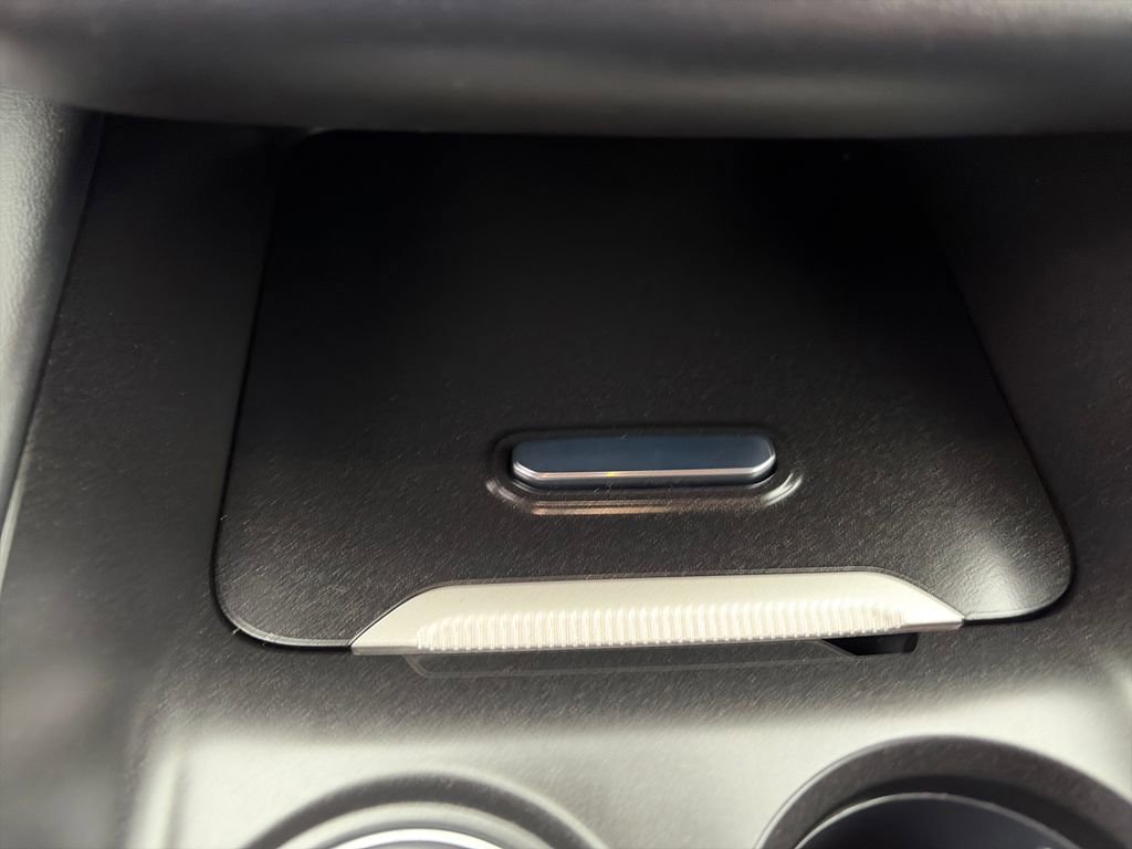 Used 2025 Ford Explorer ST image 28