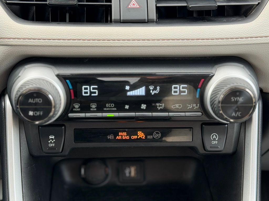 Used 2023 Toyota RAV4 XLE w/ Convenience Package image 15