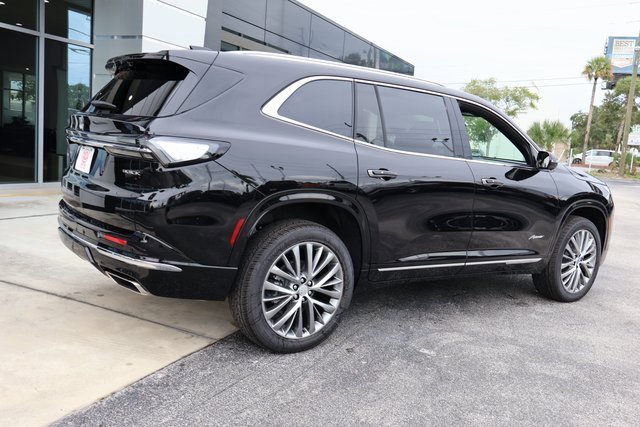 New 2026 Buick Enclave Avenir image 8
