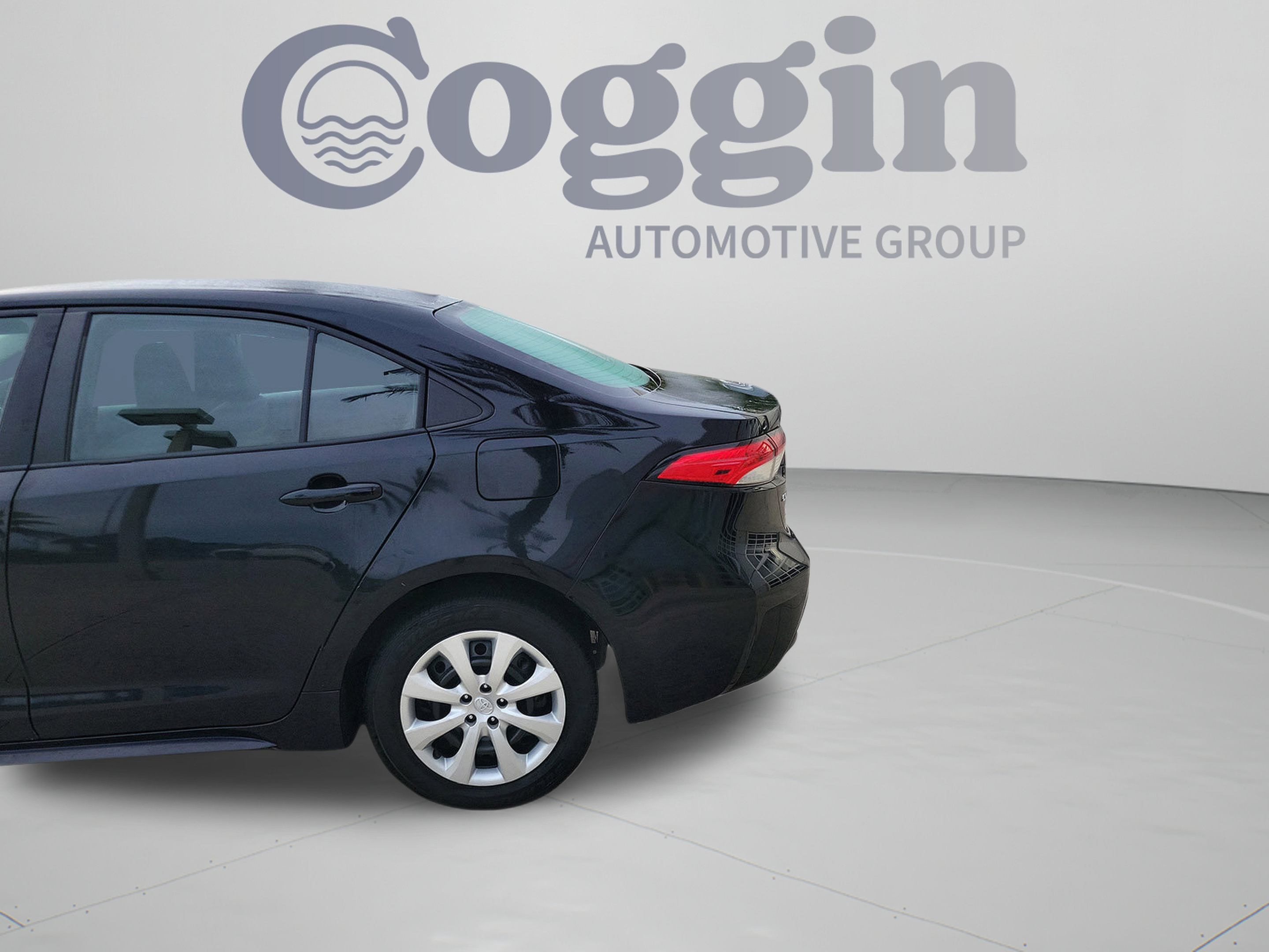 Used 2024 Toyota Corolla LE FWD image 29