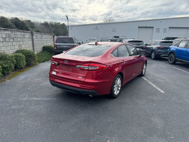 Used 2020 Ford Fusion SE image 8
