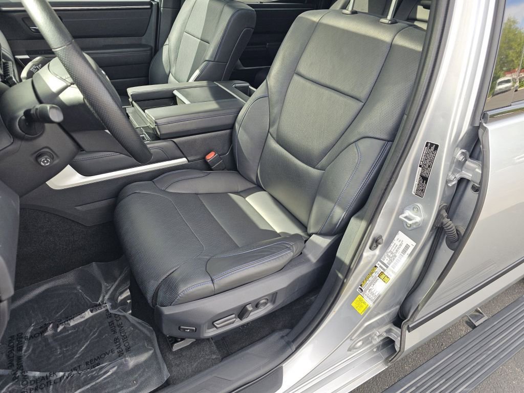 Used 2023 Toyota Tundra Platinum w/ Advanced Package AWD/4WD image 6