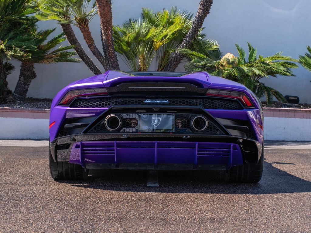 Used 2024 Lamborghini Huracan EVO AWD/4WD image 4