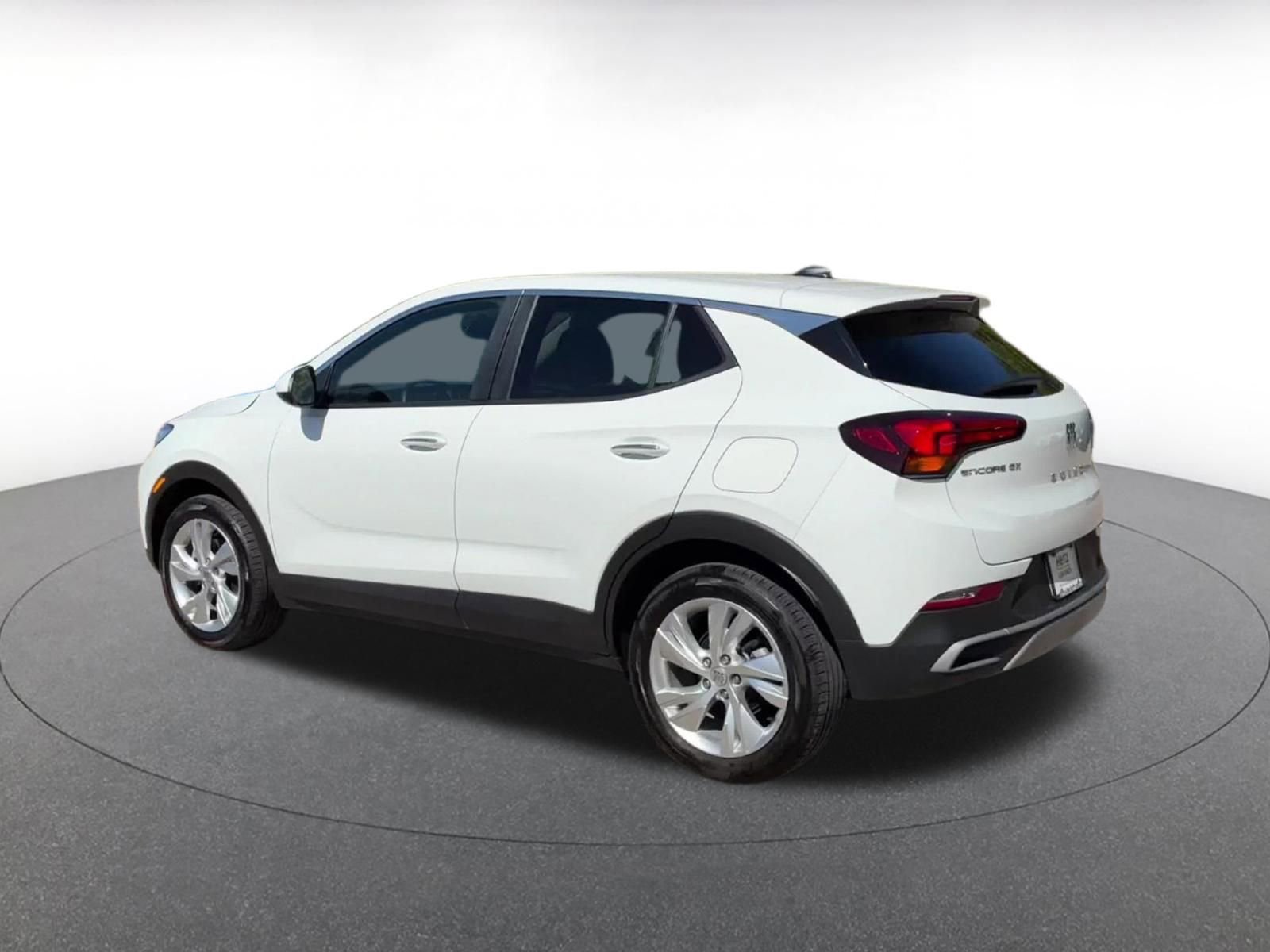 Used 2025 Buick Encore GX Preferred image 12