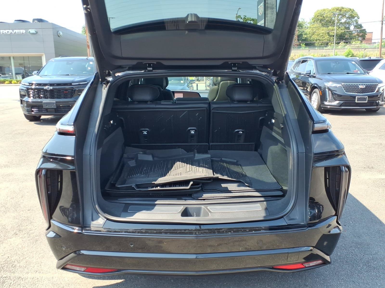 Certified 2024 Cadillac Lyriq Sport w/ LPO, Floor Liner Package AWD/4WD image 13