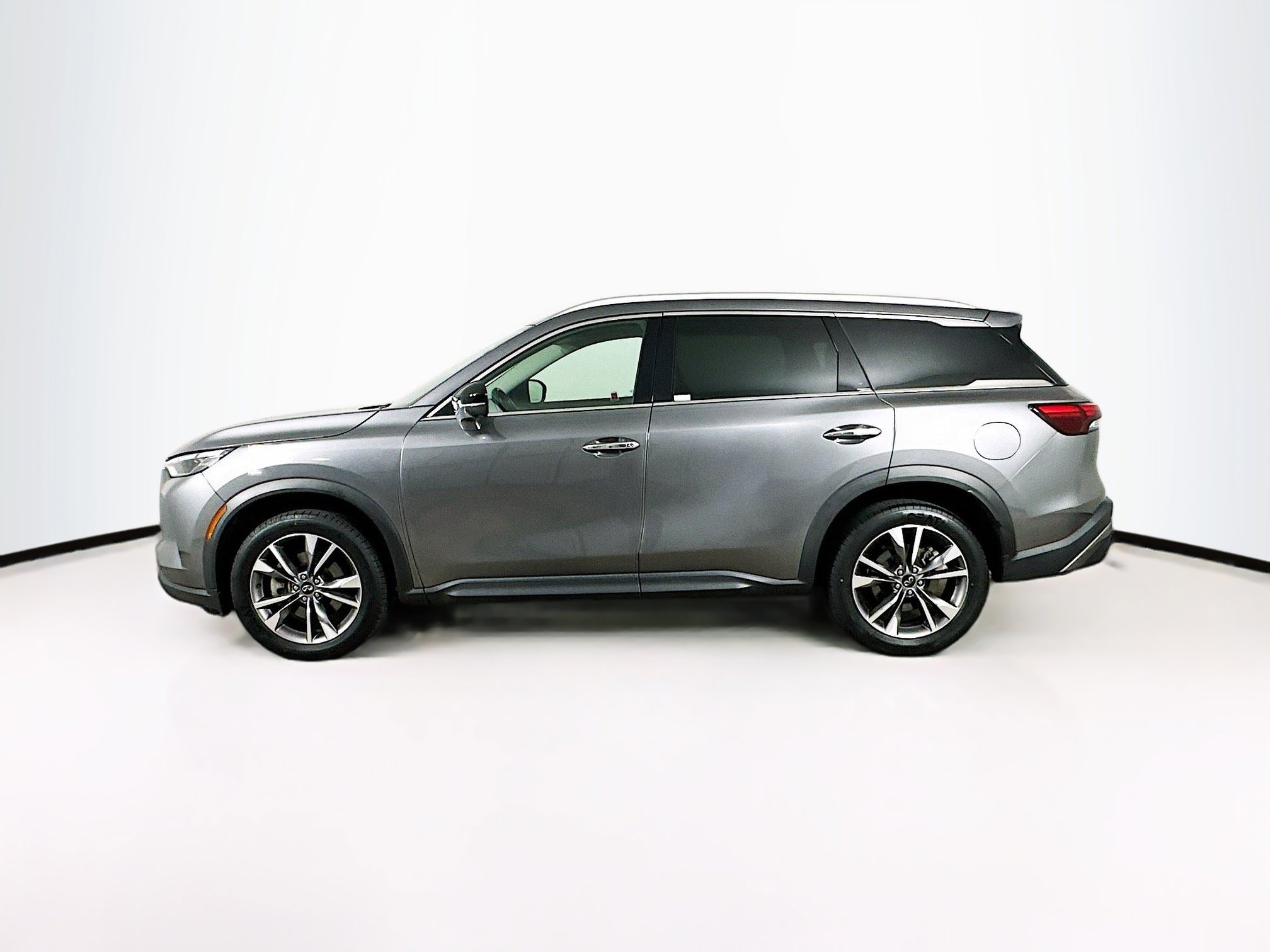Used 2023 INFINITI QX60 Luxe w/ Cargo Package image 4