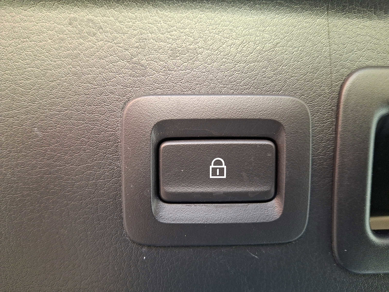 Used 2023 MAZDA CX-30 AWD 2.5 S w/ Select Package image 29