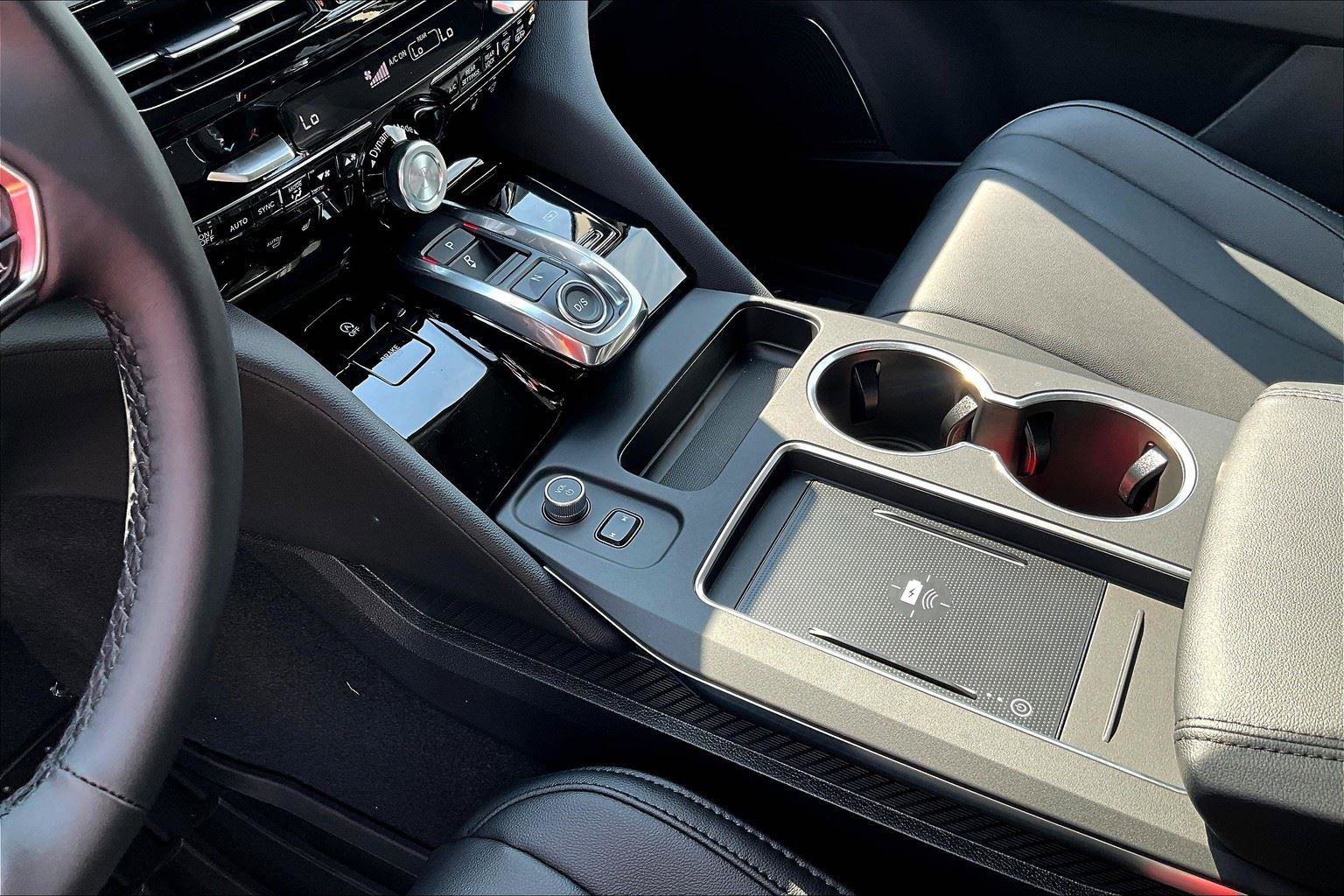 New 2026 Acura MDX SH-AWD image 24