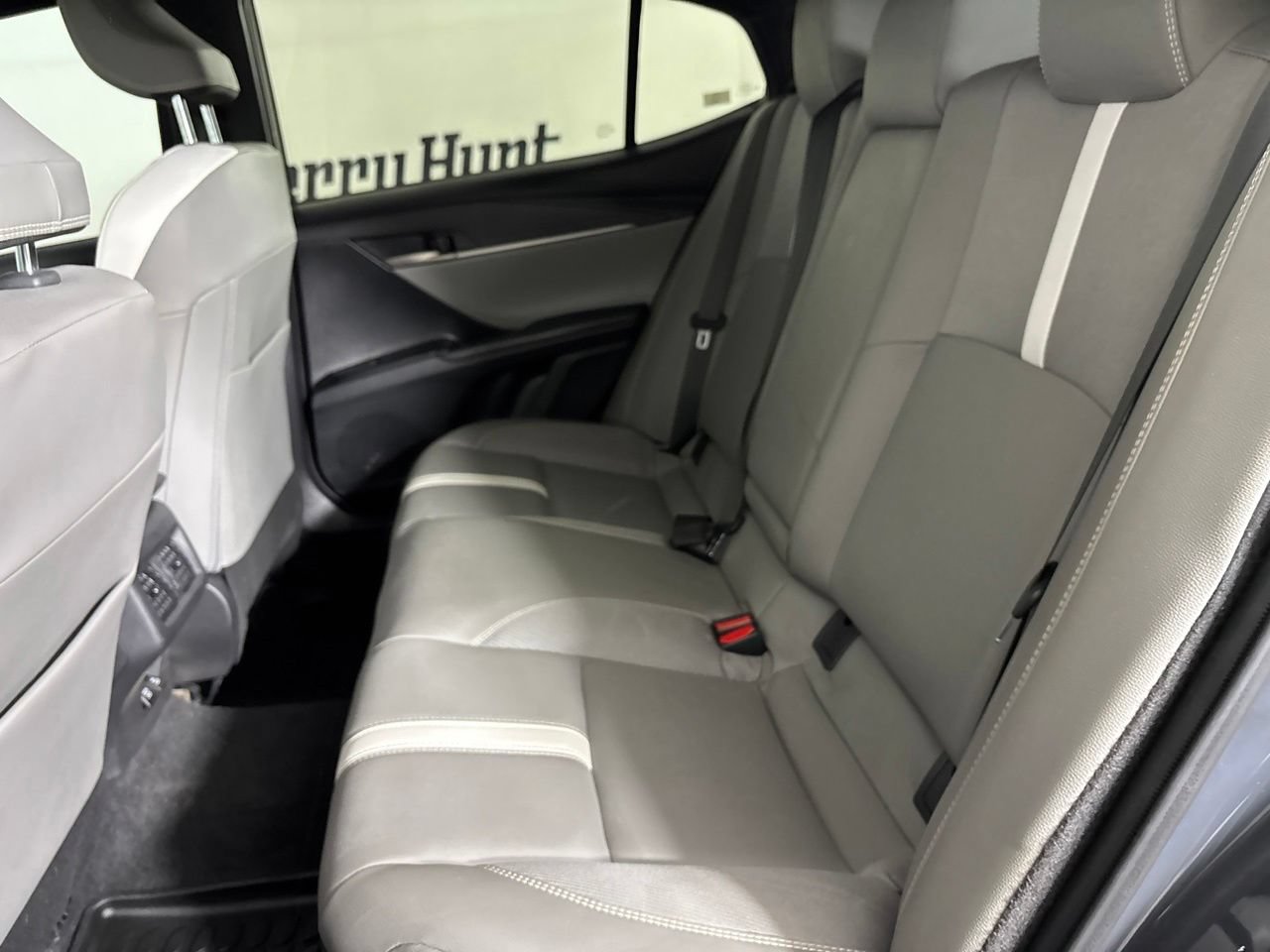 Used 2025 Toyota Camry SE FWD image 24