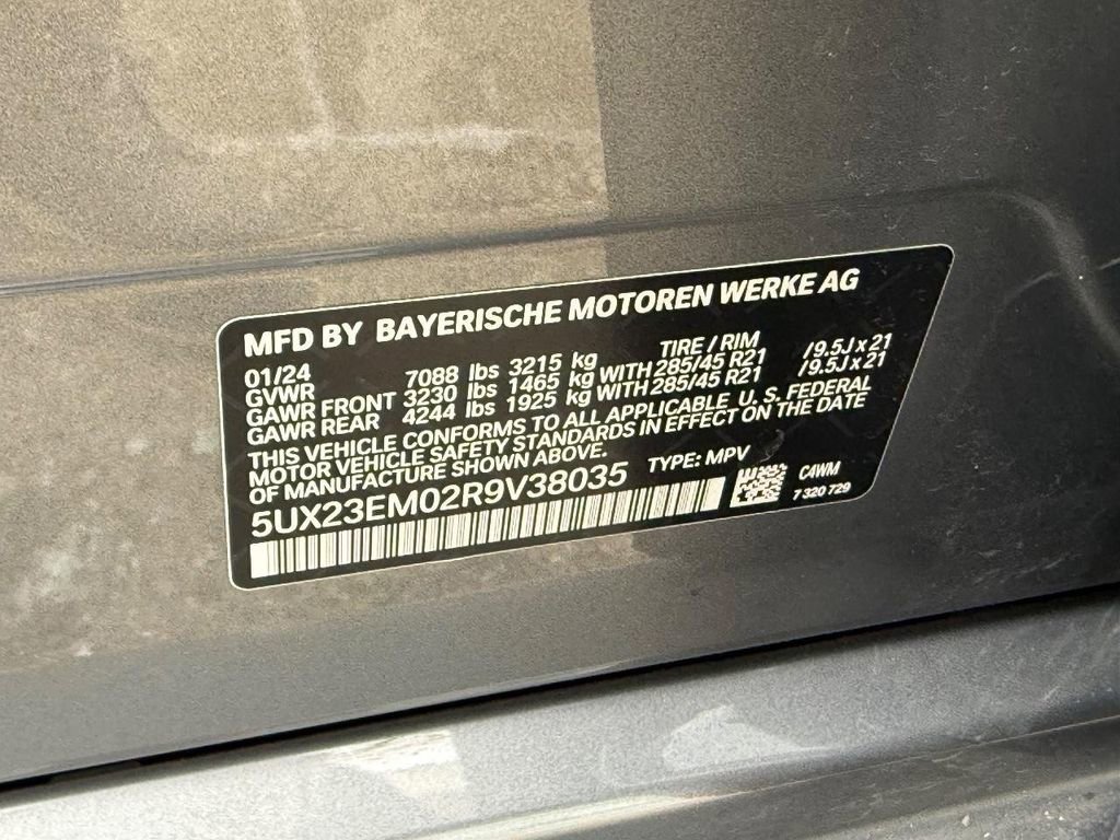 Used 2024 BMW X7 xDrive40i w/ Executive Package image 24