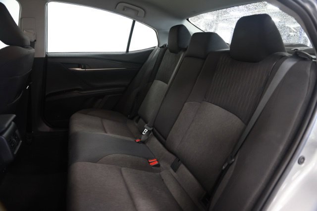 Used 2025 Toyota Camry LE FWD image 32
