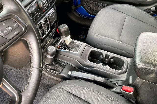 Used 2022 Jeep Gladiator Sport AWD/4WD image 13