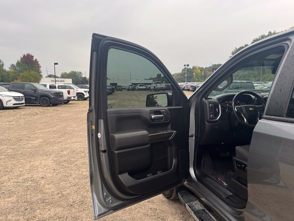 Used 2021 Chevrolet Silverado 1500 LT w/ All Star Edition Plus AWD/4WD image 18