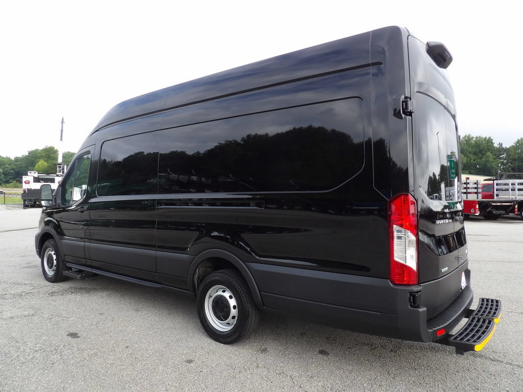 Used 2023 Ford Transit 250 148 High Roof Extended w/ Load Area Protection Package RWD image 4